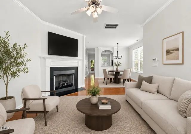3rd image of 115 Grey Elm Trl, Durham, NC 27713 | MLS# 10185948