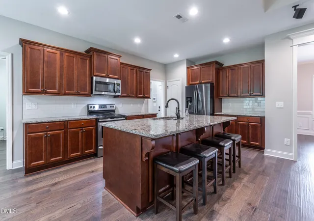 Photo 2 of Single family home for sale at 506 Carsons Crk Trl, Wendell, NC 27591 | MLS# 10185957 | Listing updated on 2026-09-24
