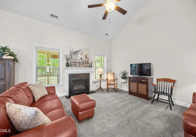 Photo 4 of Single family home for sale at 331 Sugarberry Ln, Clayton, NC 27527 | MLS# 10188863 | Listing updated on 2026-09-17