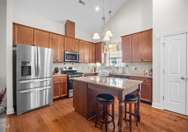 Photo 3 of Single family home for sale at 331 Sugarberry Ln, Clayton, NC 27527 | MLS# 10188863 | Listing updated on 2026-10-05