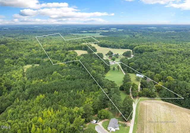 2nd image of 140 Bonnie Harris Ln, Louisburg, NC 27549 | MLS# 10187923