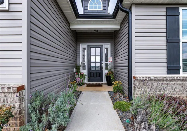 3rd image of 3228 Castlerock Dr, Burlington, NC 27215 | MLS# 10185810