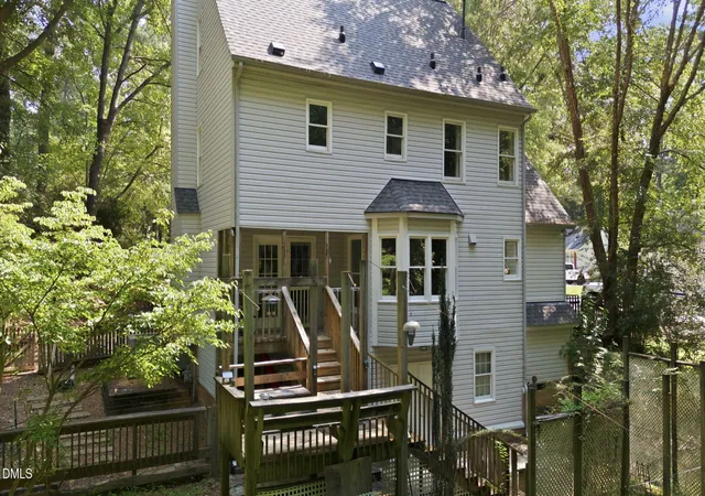 Photo 3 of Single family home for sale at 1020 Oakwater Dr, Garner, NC 27529 | MLS# 10186418 | Listing updated on 2026-09-05
