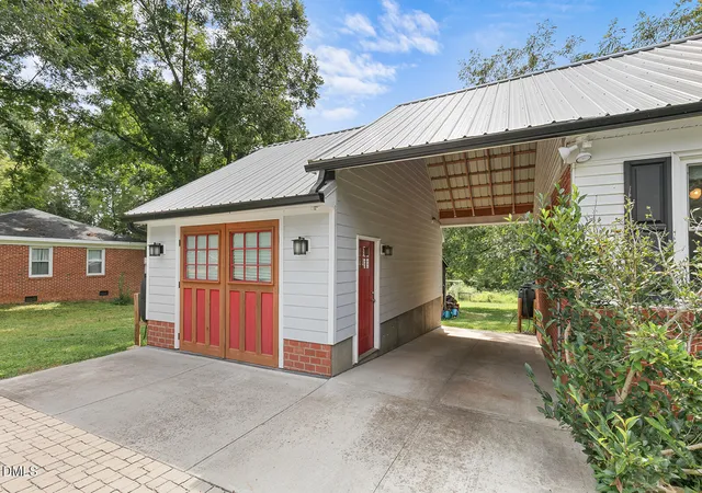 Photo 3 of Sale Pending at 2113 Henslowe Dr, Raleigh, NC 27603 | MLS# 10186528 | Listing updated on 2026-08-23
