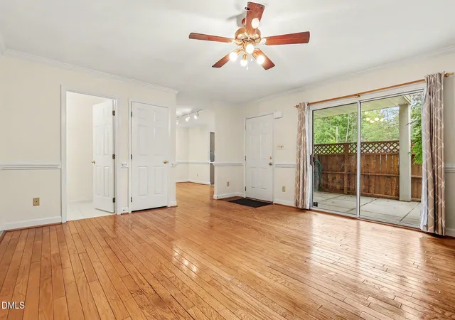 4th image of 434 Summerwalk Cir, Chapel Hill, NC 27517 | MLS# 10186429