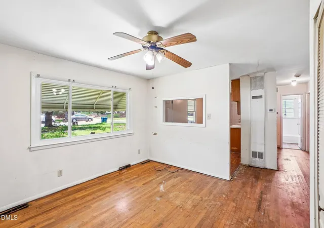 5th image of 806 S Plum St, Durham, NC 27701 | MLS# 10185809