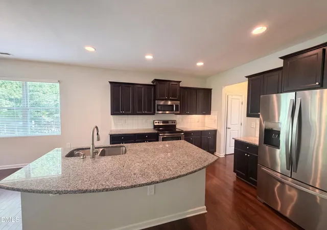 Photo 4 of Single family home for sale at 1509 Lena Ln, Knightdale, NC 27545 | MLS# 10185848 | Listing updated on 2026-09-17