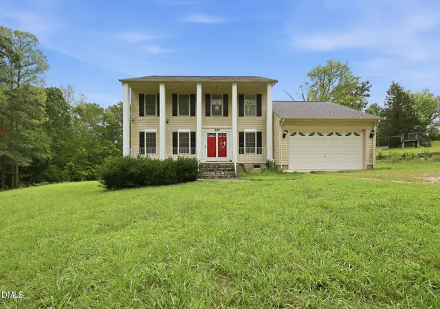 Photo 3 of Single family home for sale at 409 Reaves Ln, Semora, NC 27343 | MLS# 10186304 | Listing updated on 2026-10-06