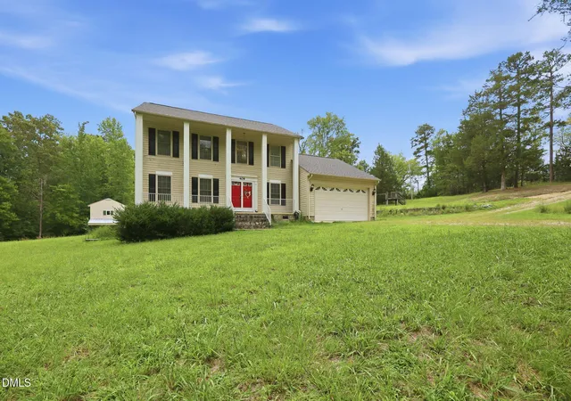 Photo 3 of Single family home for sale at 409 Reaves Ln, Semora, NC 27343 | MLS# 10186304 | Listing updated on 2026-10-06