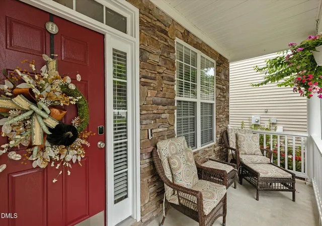 Photo 3 of Sale Pending at 8035 Marsh Holw Dr, Raleigh, NC 27616 | MLS# 10187326 | Listing updated on 2026-09-19