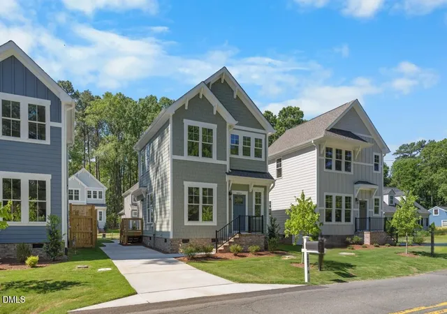 3rd image of 2805 A Fawn Ave, Durham, NC 27705 | MLS# 10186030