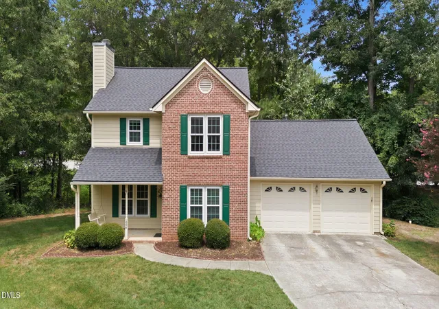 1st image of 1008 Beringer Pl, Apex, NC 27502 | MLS# 10186023