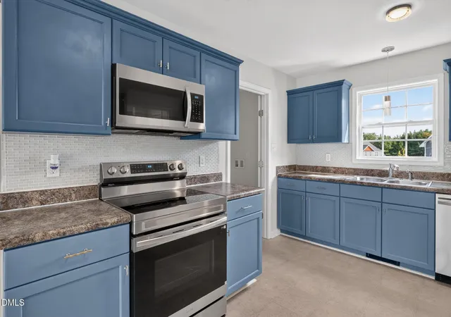 Photo 4 of Single family home for sale at 50 Summerlin, Sanford, NC 27332 | MLS# 10186020 | Listing updated on 2026-09-18