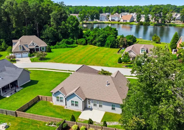 Photo 3 of Single family home for sale at 8029 Crookneck Dr, Angier, NC 27501 | MLS# 10185906 | Listing updated on 2026-09-13