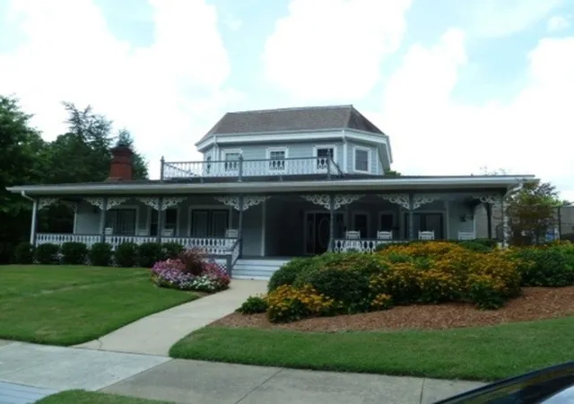 Listing Photo 2 - Condo for sale in building located at 254 Brookberry Cir, Chapel Hill, NC 27517