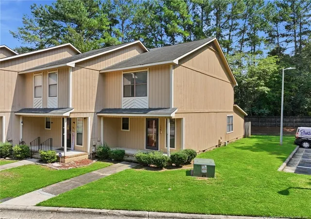3rd image of 1361 N Forest Dr, Fayetteville, NC 28303 | MLS# 767561