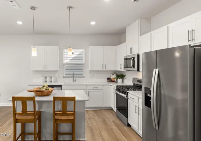 4th image of 2104 Chisel Cove Rd, Durham, NC 27704 | MLS# 10185861