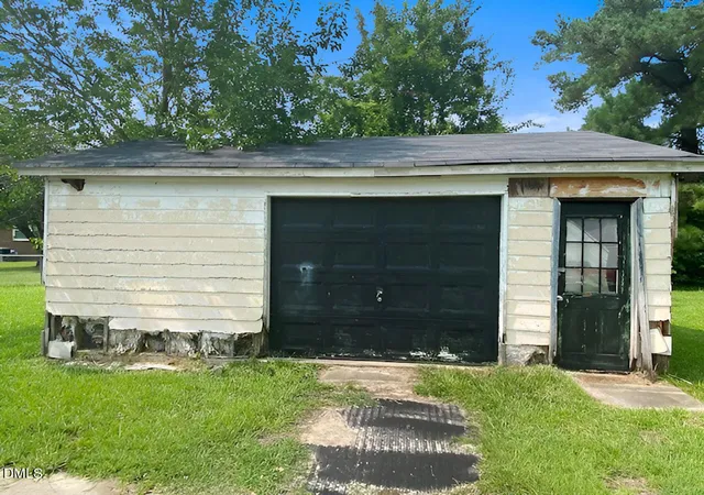 3rd image of 2201 Tunstall Pl Sw, Wilson, NC 27893 | MLS# 10185887