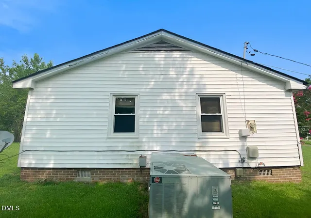 5th image of 2201 Tunstall Pl Sw, Wilson, NC 27893 | MLS# 10185887