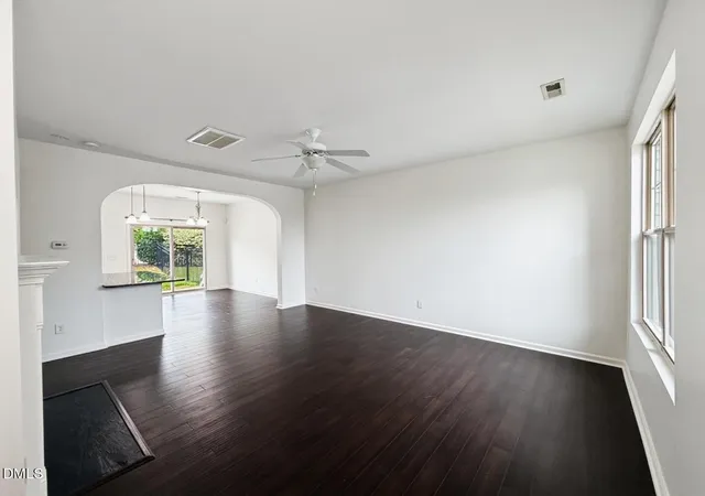 4th image of 14 Pilatus Dr, Durham, NC 27705 | MLS# 10186723