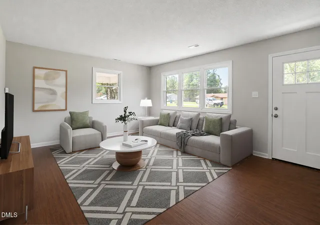 4th image of 2912 Camberly Dr, Durham, NC 27704 | MLS# 10186598