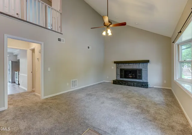 Photo 2 of Townhouse for sale at 2202 Huntington Rd #E5, Burlington, NC 27215 | MLS# 10186572 | Listing updated on 2026-08-31
