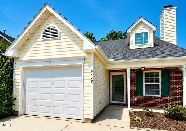 2nd image of 5428 Roan Mountain Pl, Raleigh, NC 27613 | MLS# 10187421