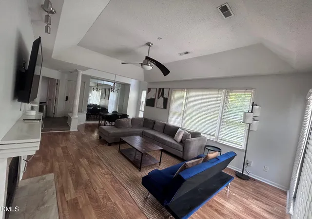 3rd image of 1021 Brighthurst Dr #302, Raleigh, NC 27605 | MLS# 10185977