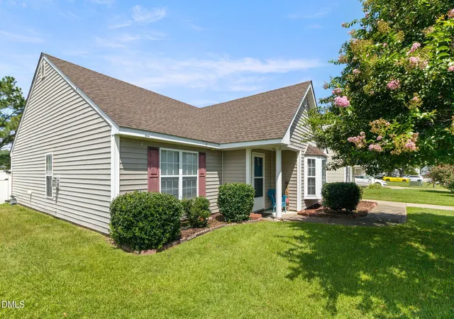 Photo 3 of Sale Pending at 1112 Centipede Dr, Rocky Mount, NC 27801 | MLS# 10185927 | Listing updated on 2026-08-16