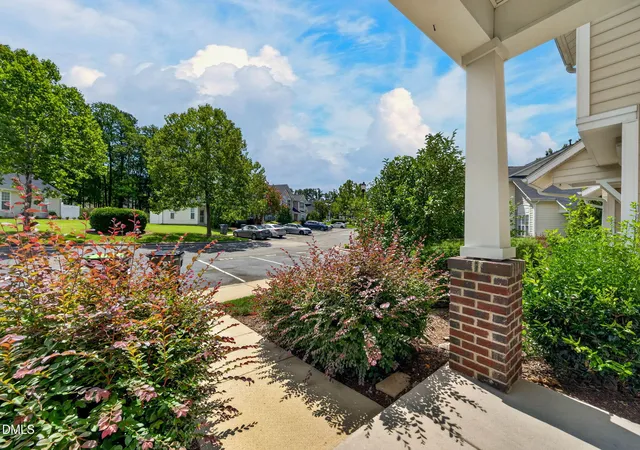 Photo 4 of Sale Pending at 412 Colwick Ln, Morrisville, NC 27560 | MLS# 10185929 | Listing updated on 2026-09-27