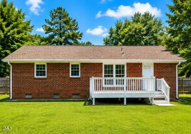 Photo 2 of Single family home for sale at 5233 Butternut Dr, Fayetteville, NC 28304 | MLS# 10186212 | Listing updated on 2026-08-26