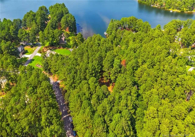 Photo 4 of Single family home for sale at 16401 Lakeshore Dr, Wagram, NC 28396 | MLS# 767580 | Listing updated on 2026-08-30