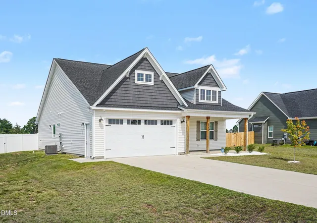 Photo 3 of Single family home for sale at 170 Hillwood Dr, Sanford, NC 27332 | MLS# 10186060 | Listing updated on 2026-09-14