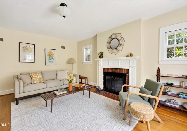 4th image of 2320 Englewood Ave, Durham, NC 27705 | MLS# 10186001