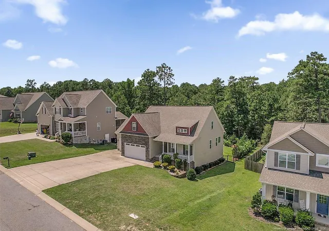 Photo 3 of Single family home for sale at 3729 Glencourse Way, Fayetteville, NC 28311 | MLS# 767585 | Listing updated on 2026-08-30