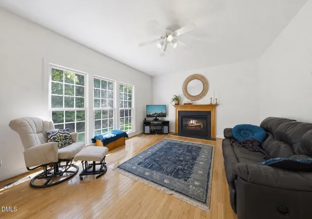 3rd image of 4609 Moores Creek Rd, Durham, NC 27705 | MLS# 10186438