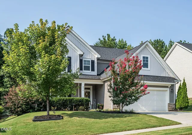 2nd image of 816 Logan Meadow Ct, Fuquay Varina, NC 27526 | MLS# 10187511