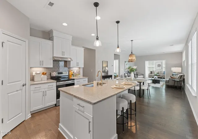 4th image of 1006 Sounding Ln, Durham, NC 27703 | MLS# 10186266