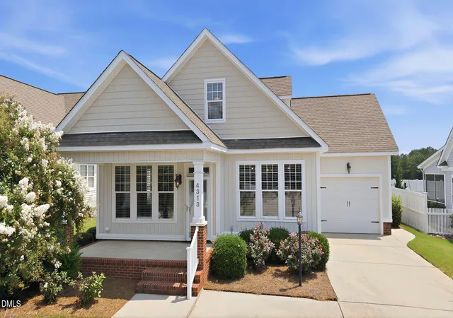 Photo 2 of Single family home for sale at 4313 Maple Leaf Ln Sw, Wilson, NC 27893 | MLS# 10186057 | Listing updated on 2026-08-14