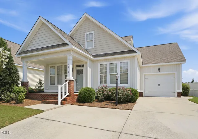 Photo 3 of Single family home for sale at 4313 Maple Leaf Ln Sw, Wilson, NC 27893 | MLS# 10186057 | Listing updated on 2026-08-14