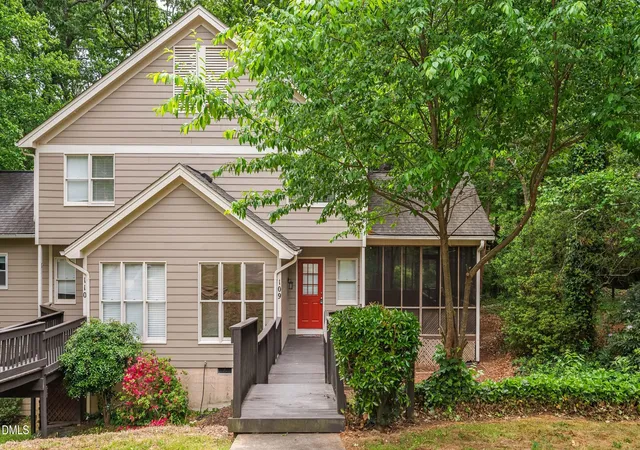 1st image of 109 Mallard Ct, Chapel Hill, NC 27517 | MLS# 10186044