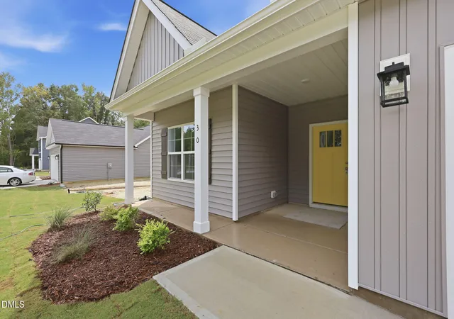 Photo 4 of Single family home for sale at 30 Loganberry Ave, Bunnlevel, NC 28323 | MLS# 10186435 | Listing updated on 2026-09-17
