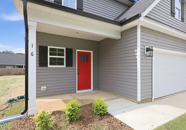 Photo 4 of Single family home for sale at 16 Loganberry Ave, Bunnlevel, NC 28323 | MLS# 10186431 | Listing updated on 2026-09-17