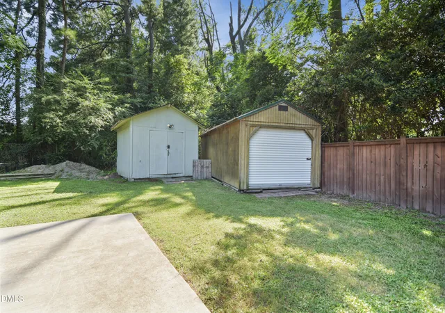 Photo 27 of Single family home for sale at 501 Yates Pl, Zebulon, NC 27597 | MLS# 10186608 | Listing updated on 2026-08-17