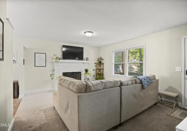 Photo 5 of Single family home for sale at 501 Yates Pl, Zebulon, NC 27597 | MLS# 10186608 | Listing updated on 2026-08-17