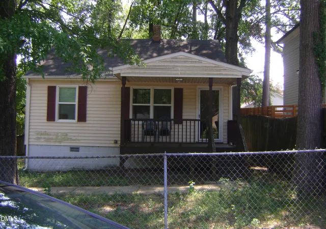 Photo 3 of Sale Pending at 1602 Joe Louis Ave, Raleigh, NC 27610 | MLS# 10186199 | Listing updated on 2026-08-29