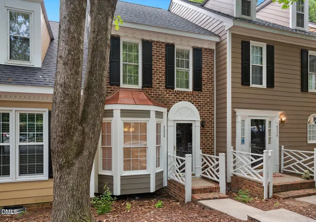 2nd image of 4536 Hamptonshire Dr, Raleigh, NC 27613 | MLS# 10186397