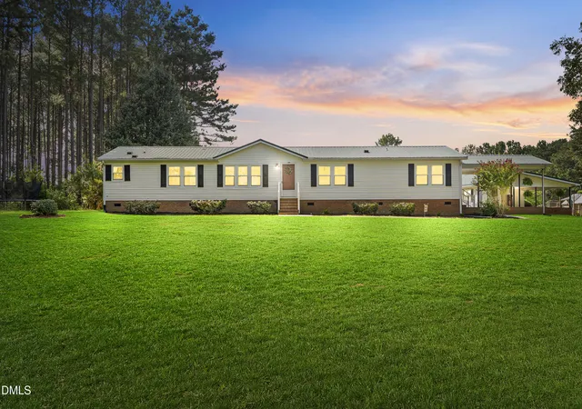 3rd image of 2988 Henley Rd, Sanford, NC 27330 | MLS# 10186207