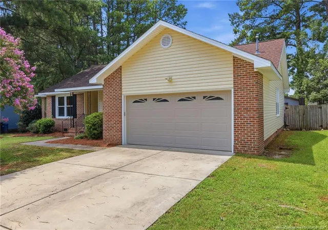 2nd image of 940 Flintwood Rd, Fayetteville, NC 28314 | MLS# 767142