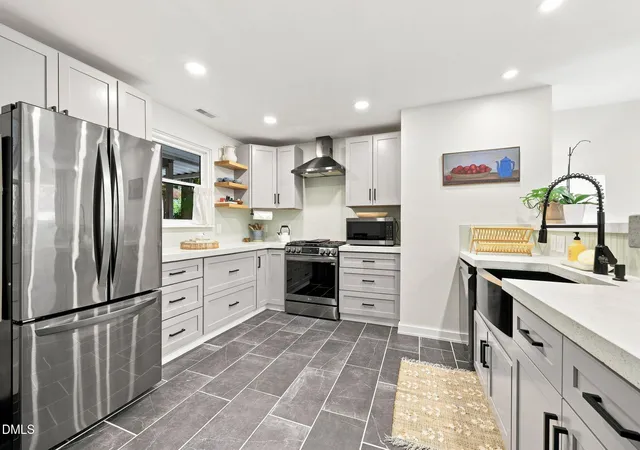 2nd image of 2107 Dandridge Dr, Raleigh, NC 27610 | MLS# 10186290